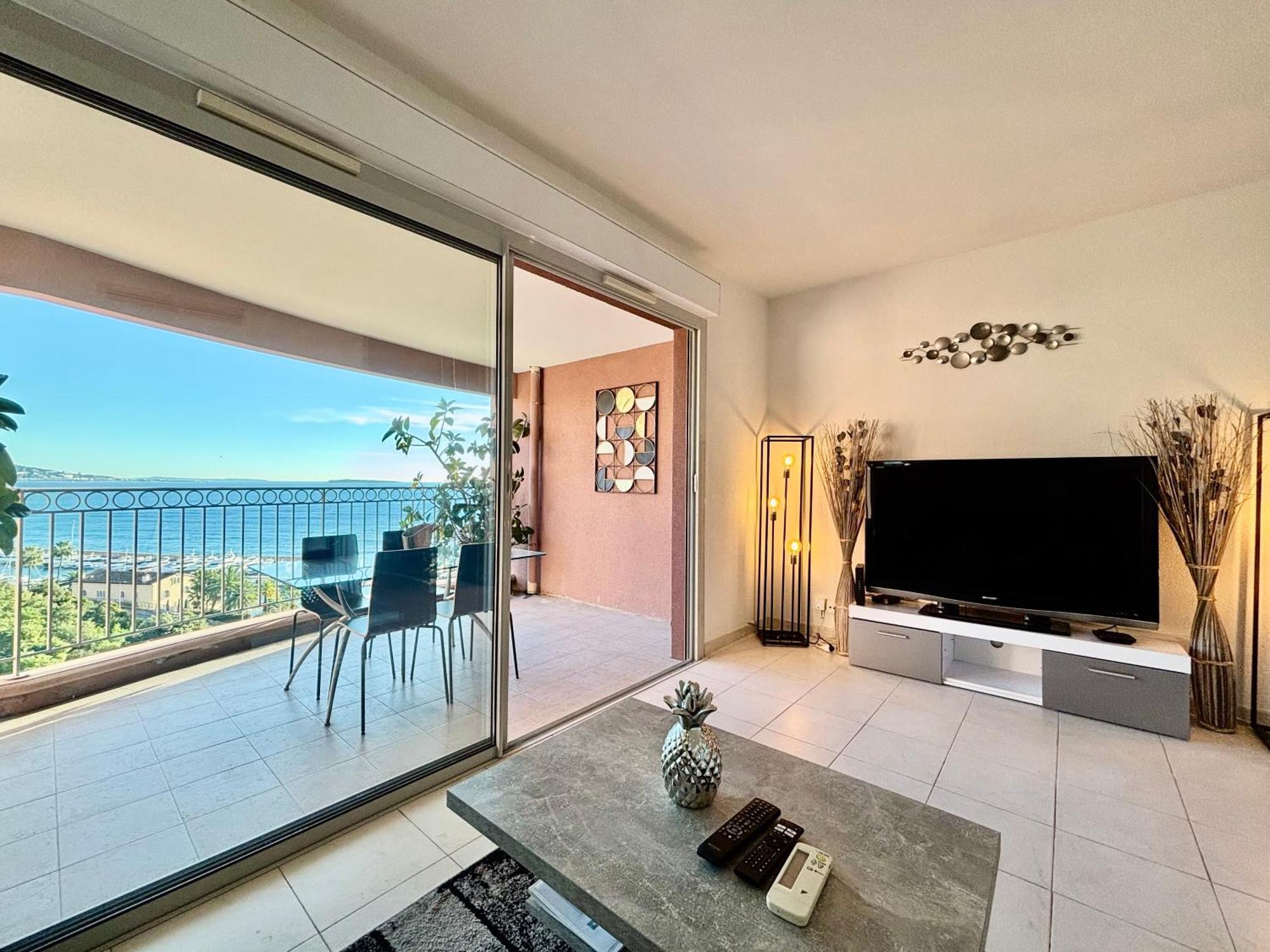 Apartmán Superbe 3 Pieces Sur La Baie De Theoule Exteriér fotografie